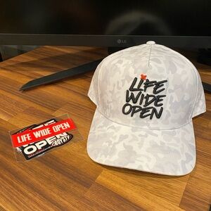 Cboystv LIFE WIDE OPEN hat